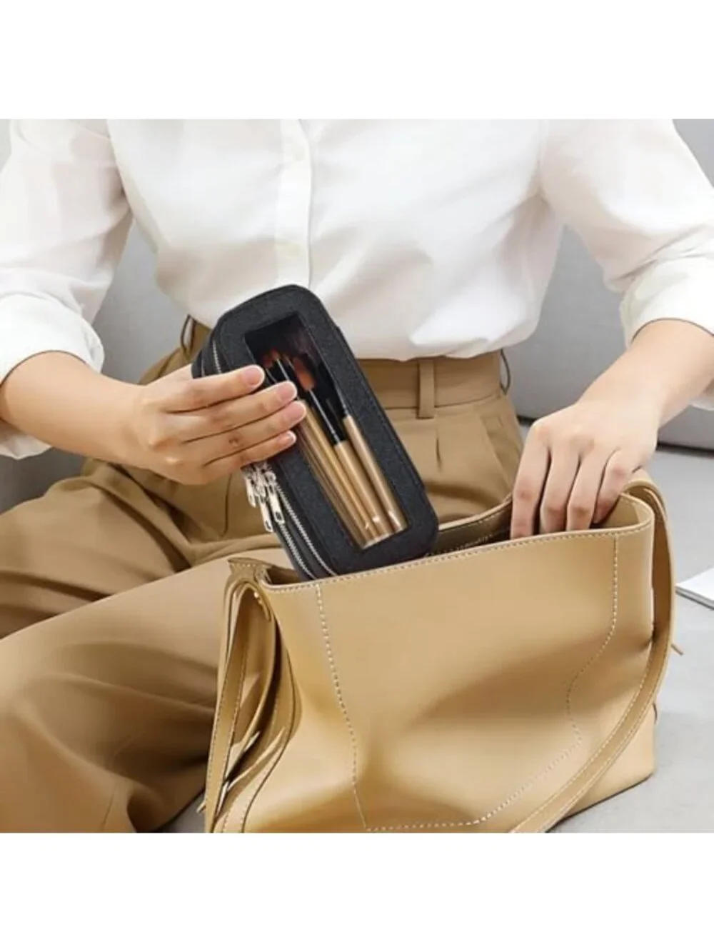 Stylish Double Layer Makeup Bag - Slim Design, Black, Perfect for Travel